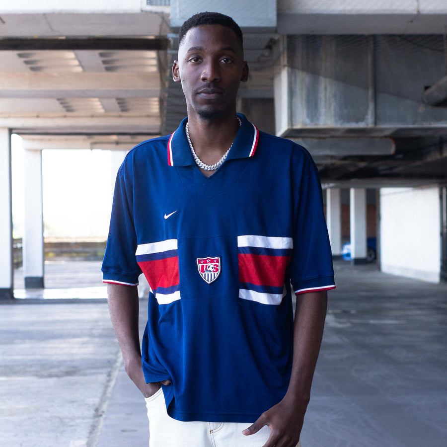 Nike USA 1996 - 1998 Away Football Shirt in Navy, White and Red