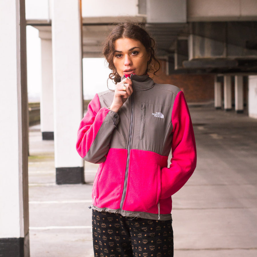 The North Face Embroidered Logo Denali Fleece in Pink and Grey