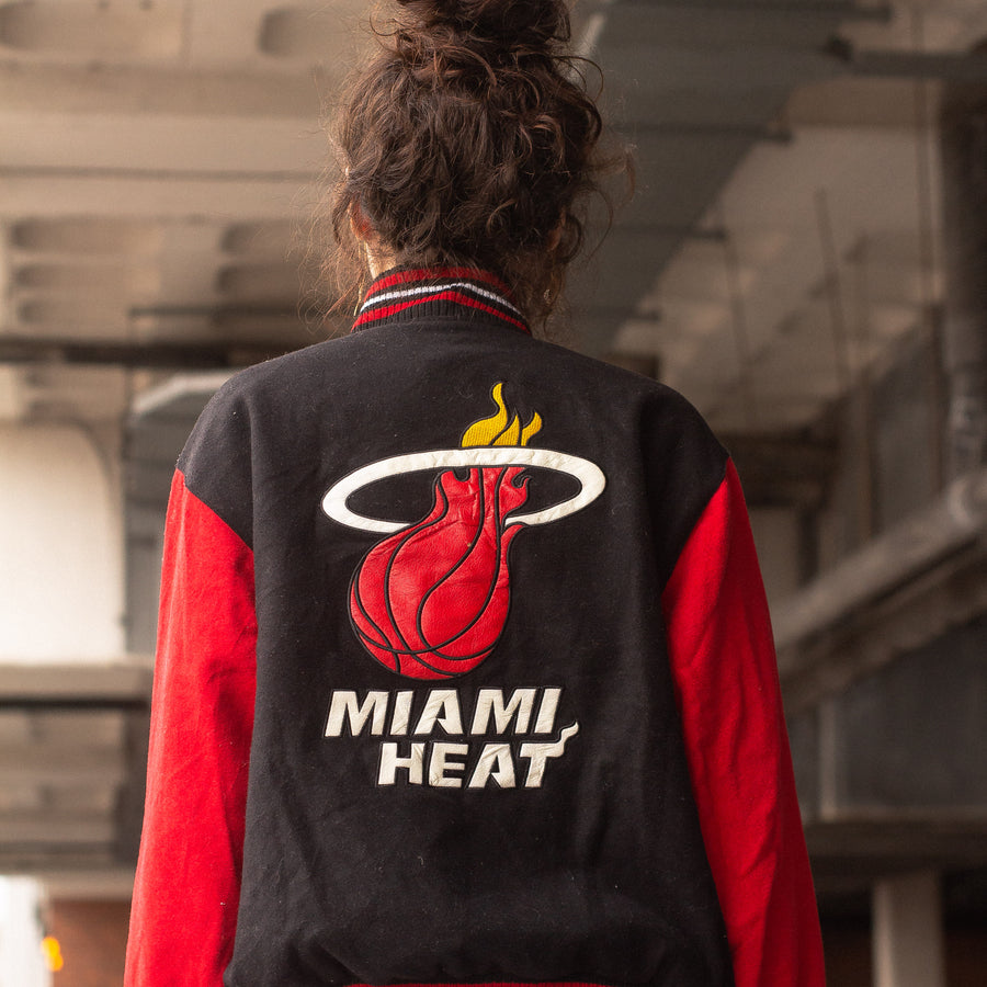 NBA 00's Miami heat Reversible 2-in-1 Logo Letterman Jacket in Black and Red