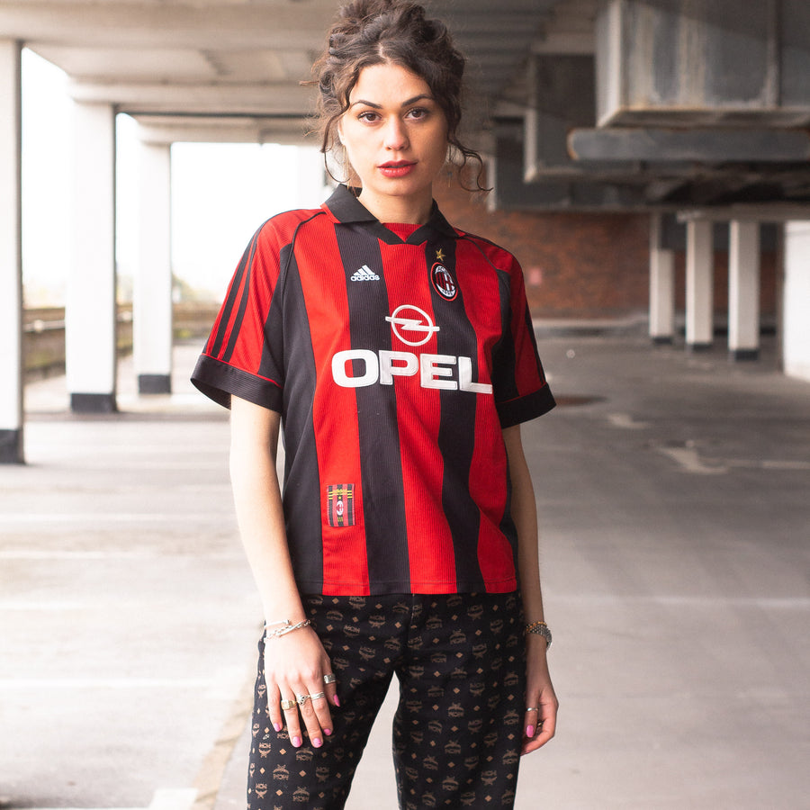 Adidas AC Milan 1998 - 1999 Home Football Shirt in Red and Black