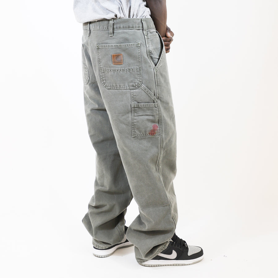 Carhartt 90's Leather Back Pocket Logo Carpenter Jeans in Dark Grey