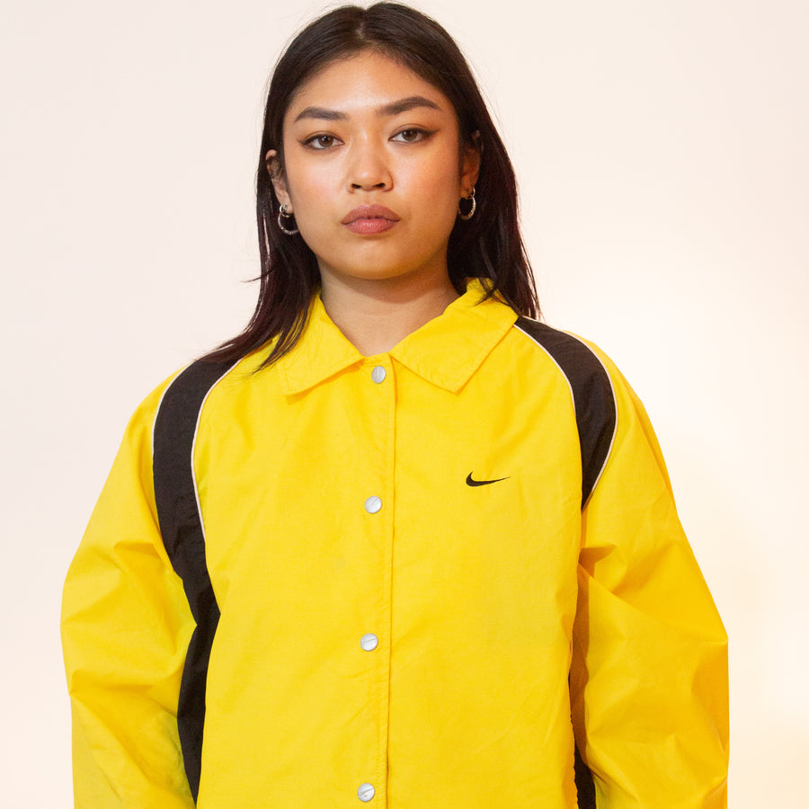 Nike Women's Waterproof Button Up Windbreaker Jacket in Black & Yellow
