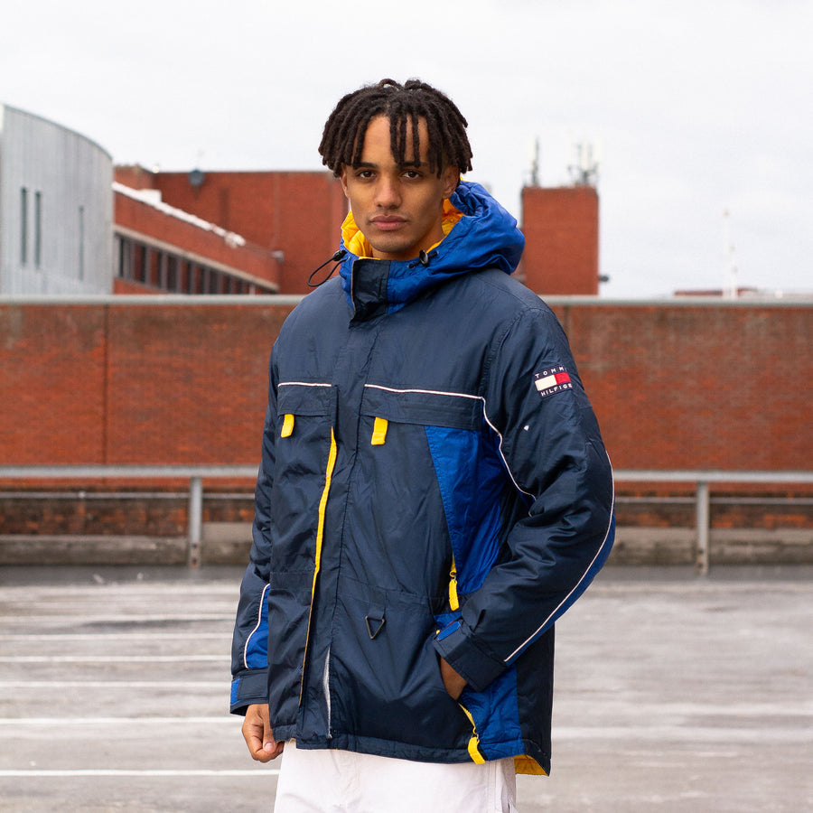 Tommy Hilfiger 90's Patch Logo Down Puffer Jacket in Two Tone Blue, Yellow and White
