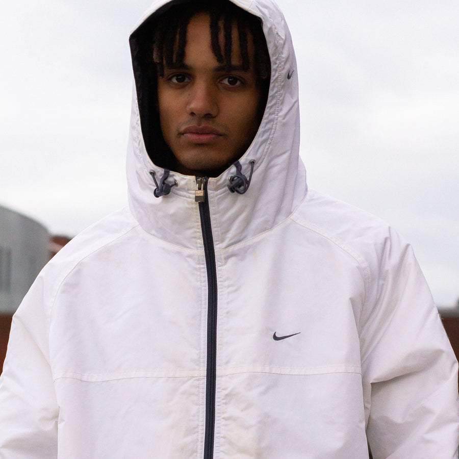 Nike Early 00's Embroidered Swoosh Waterproof Fleece Lined Parka Jacket in White and Grey