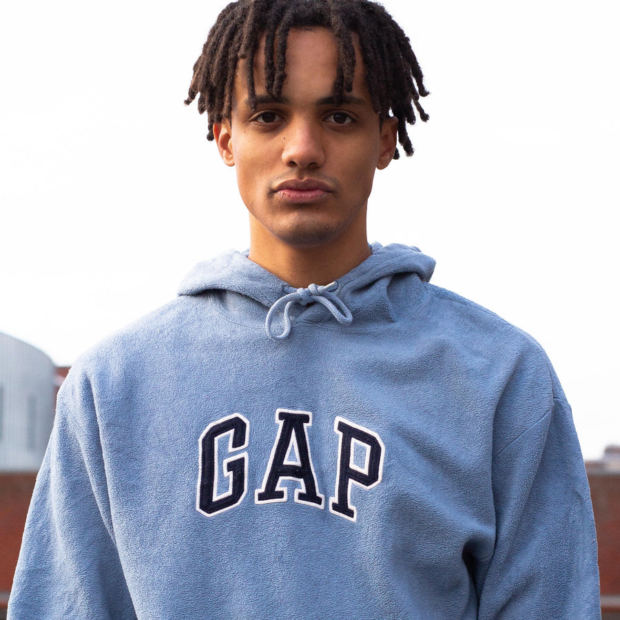 GAP 90's Embroidered Spellout Fleece Hoodie in baby Blue and Navy