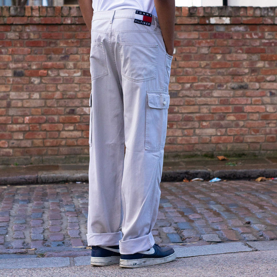 Tommy Jeans 00's Patch Flag Logo Cargo Trousers in Cream