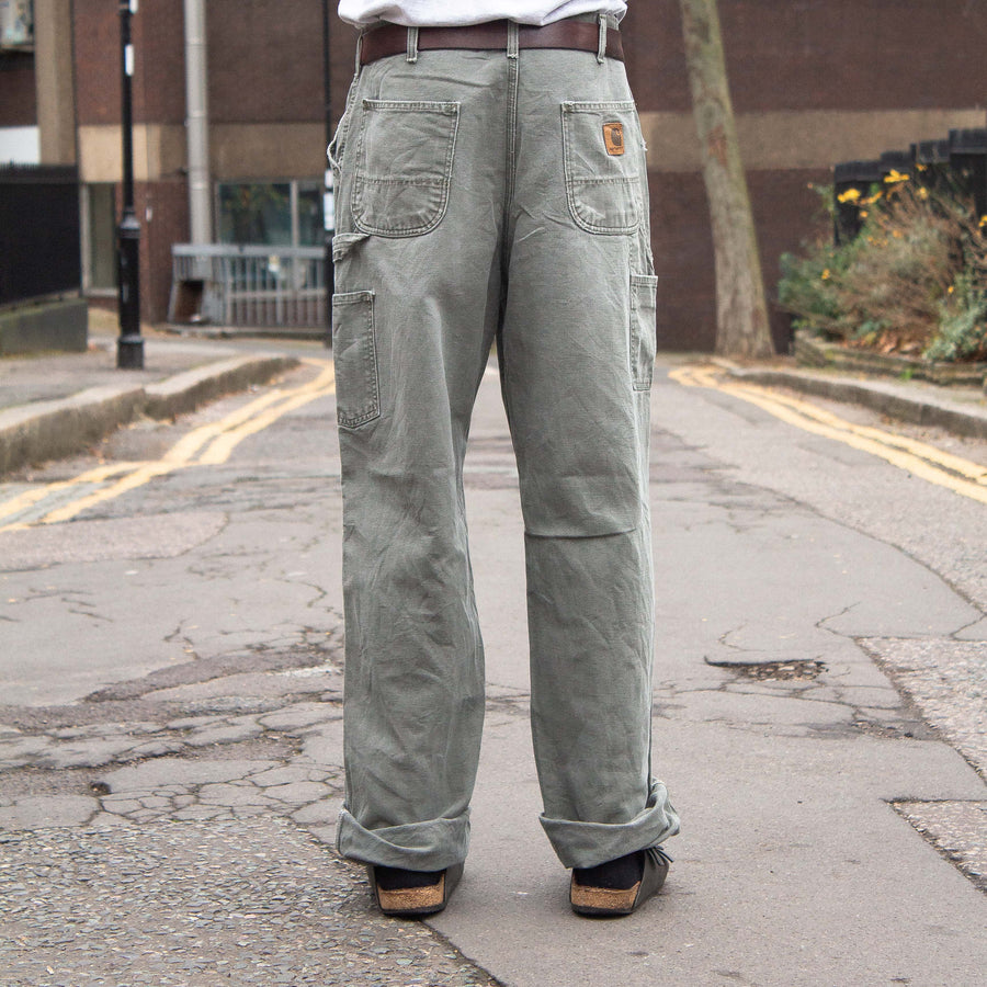 Carhartt 90's Leather Logo Straight Legged carpenter Denim Jeans in Green and Brown