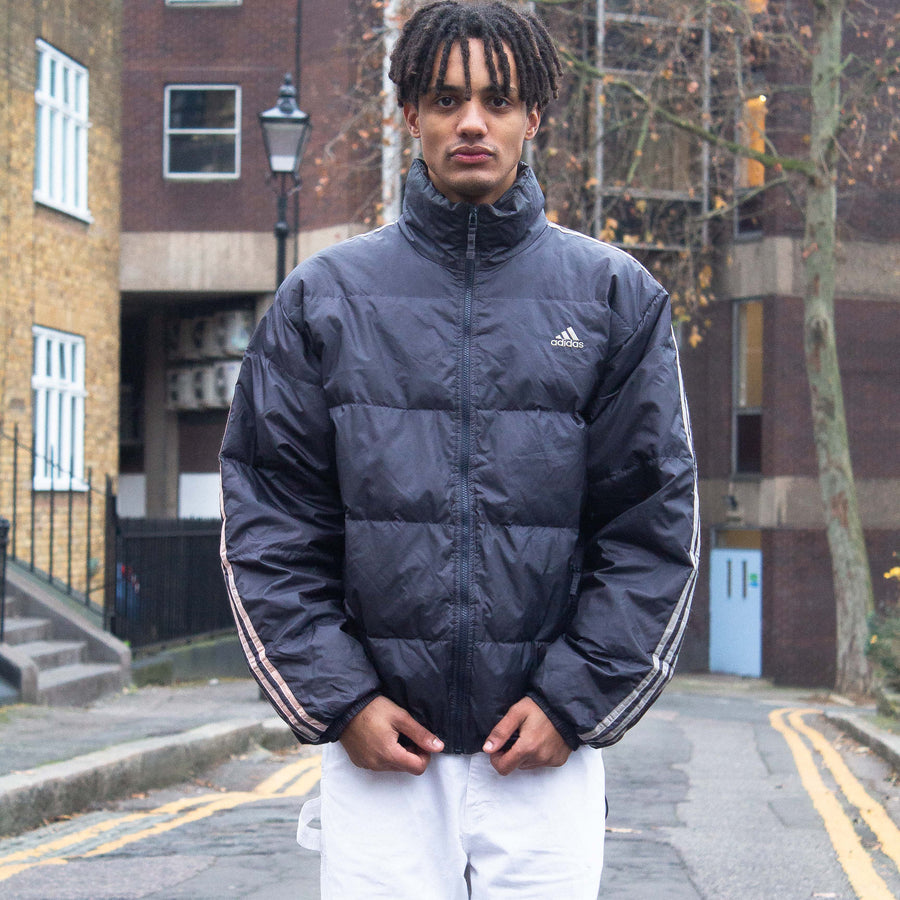 Adidas 90's Embroidered Logo 3 Stripe Down Puffer Jacket in Navy